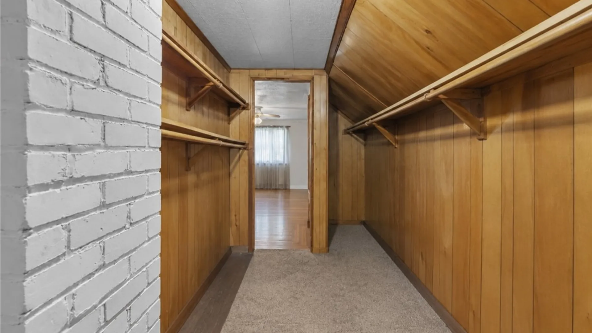 Property at 101 Eggert Road, Cheektowaga, NY 14215 18