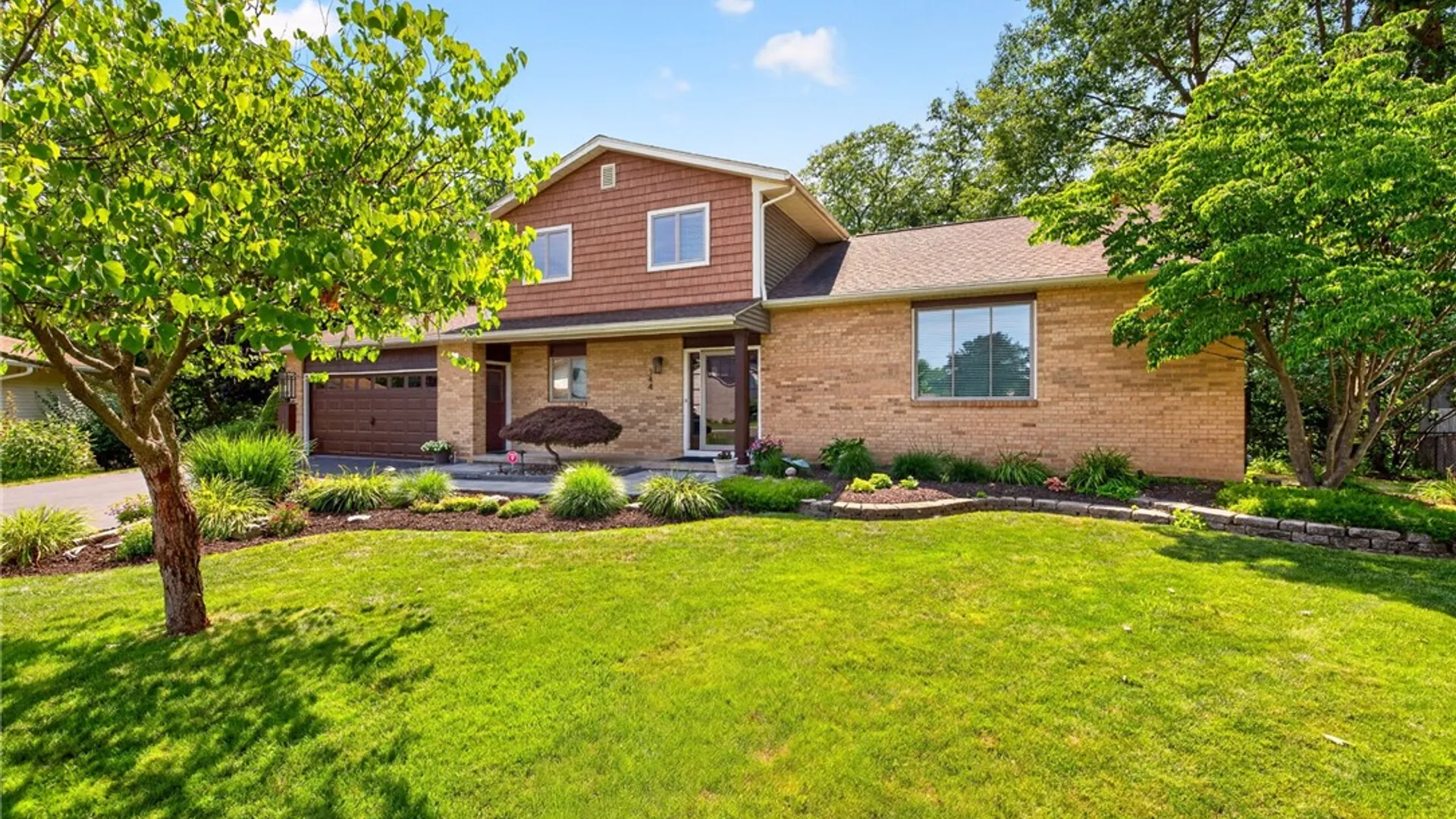 Property at 144 Granada Circle, Irondequoit, NY 14609 46