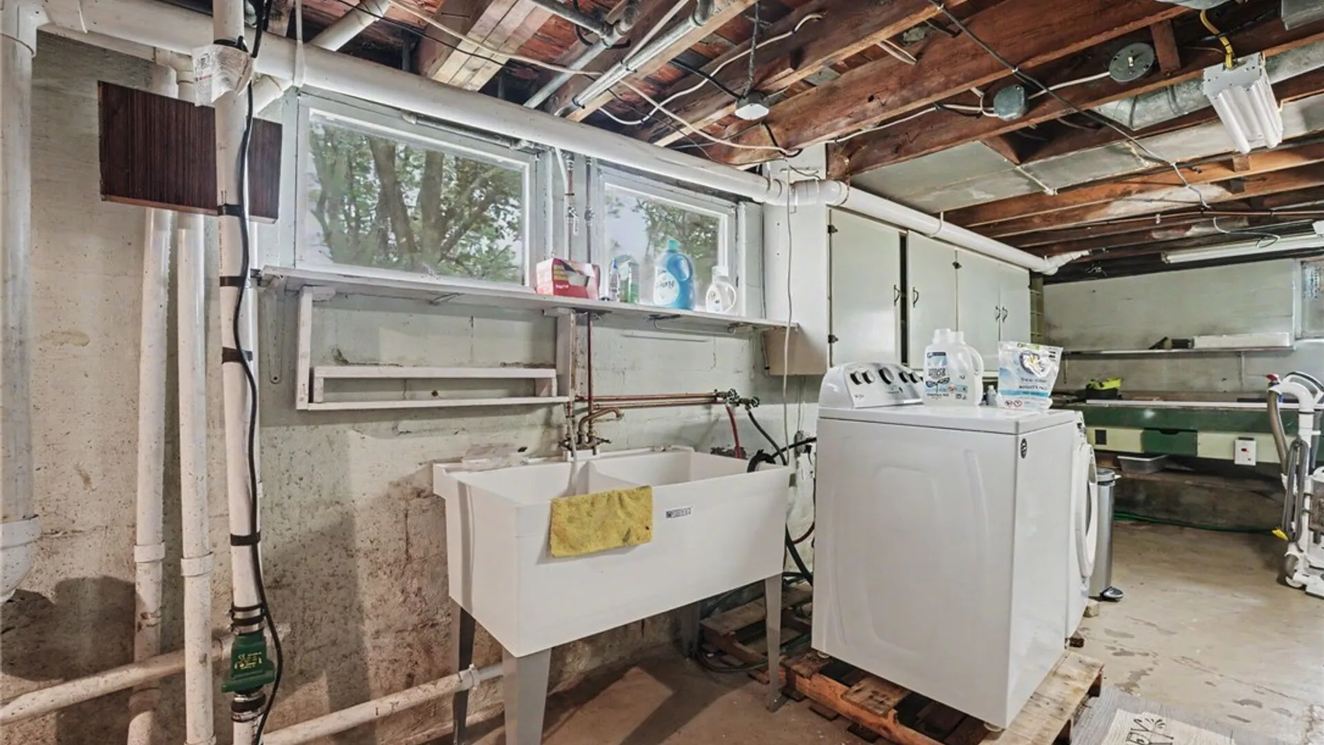 Property at 93 Greenfield Avenue, West Seneca, NY 14224 26