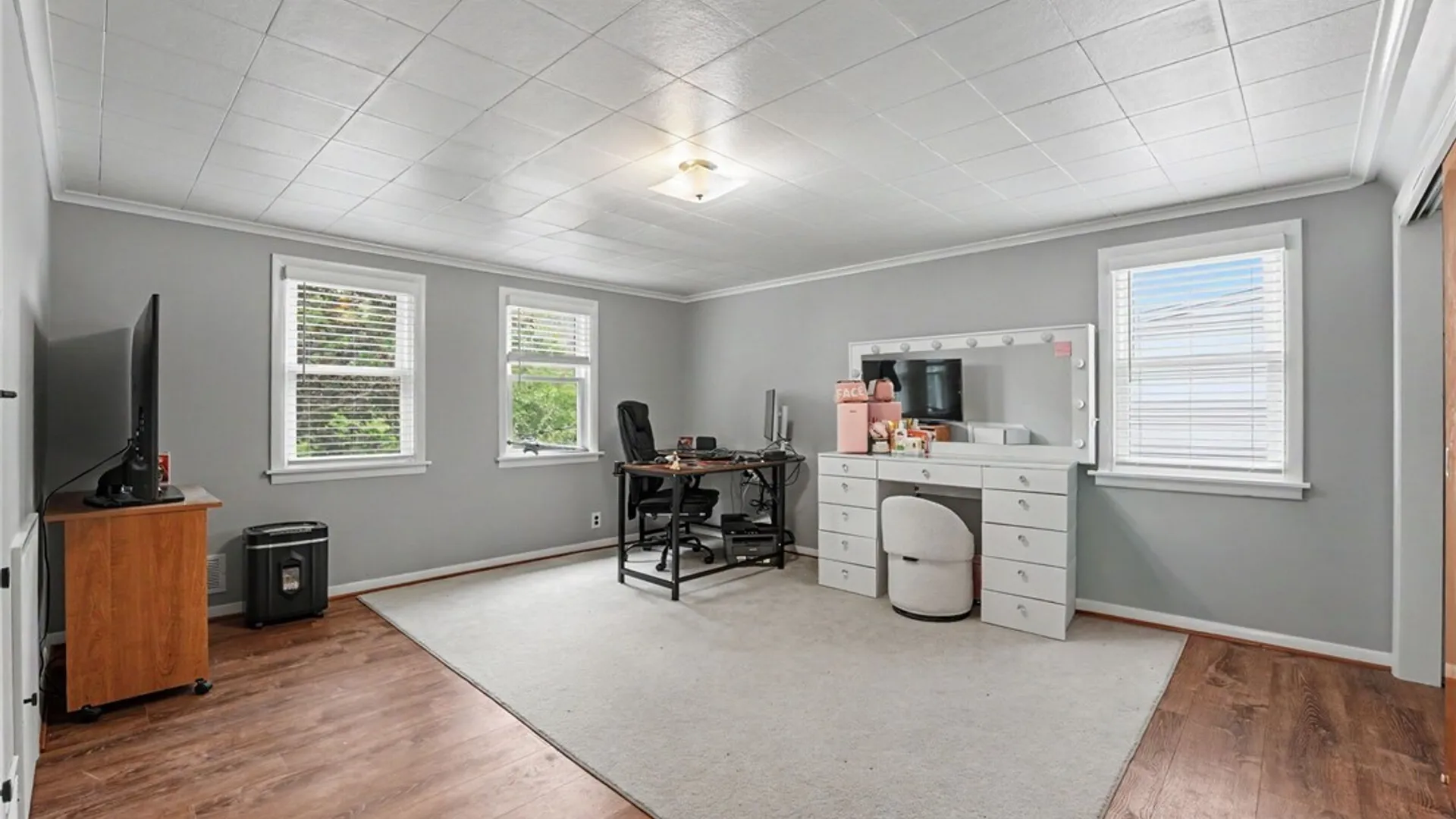 Property at 93 Greenfield Avenue, West Seneca, NY 14224 19