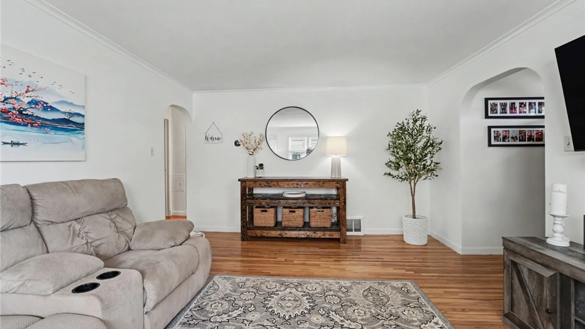 Property at 93 Greenfield Avenue, West Seneca, NY 14224 7