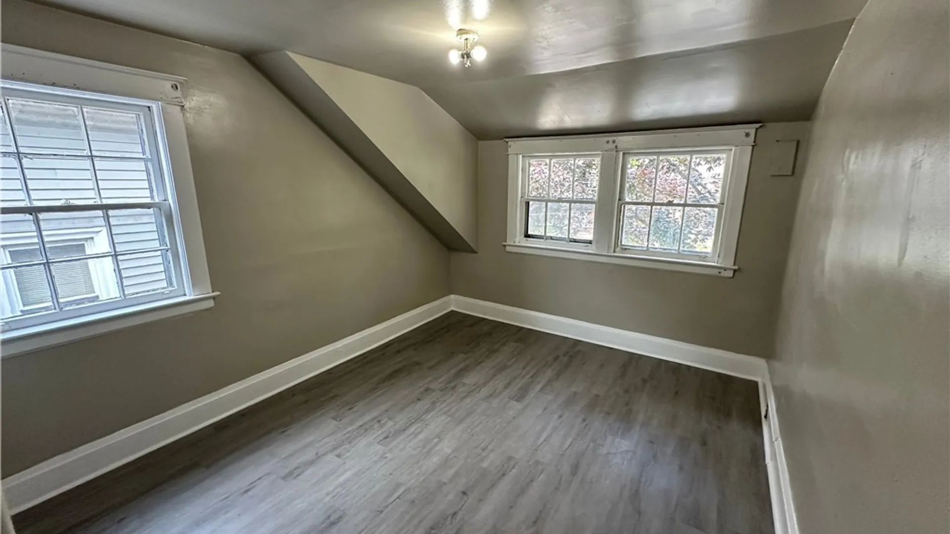 Property at 2247 Cleveland Avenue, Niagara Falls, NY 14305 17