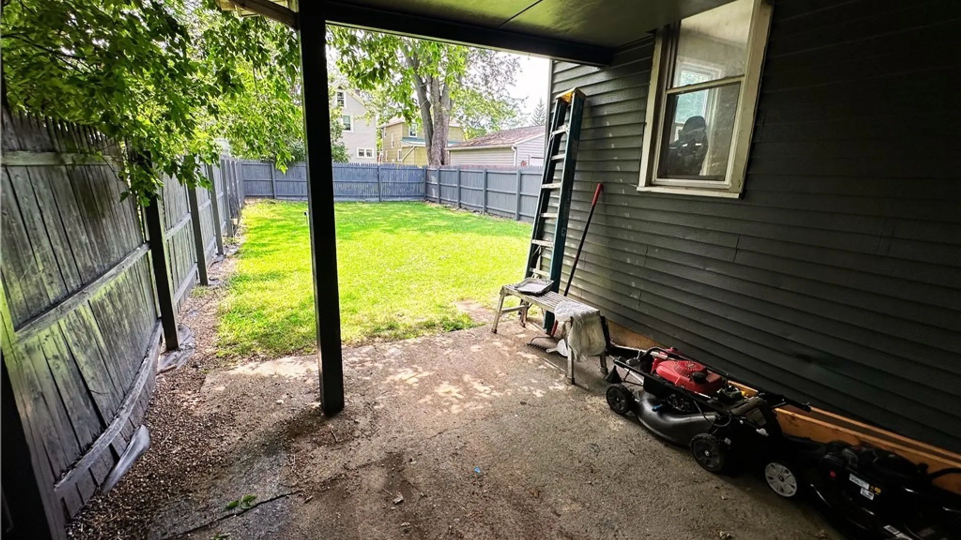 Property at 2247 Cleveland Avenue, Niagara Falls, NY 14305 25