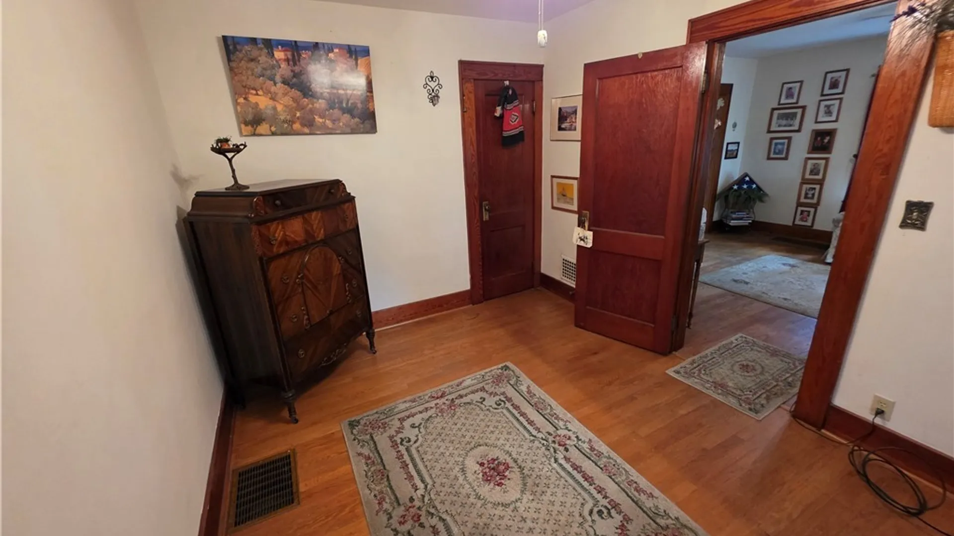 Property at 341 Cloveridge Drive, Syracuse, NY 13206 10