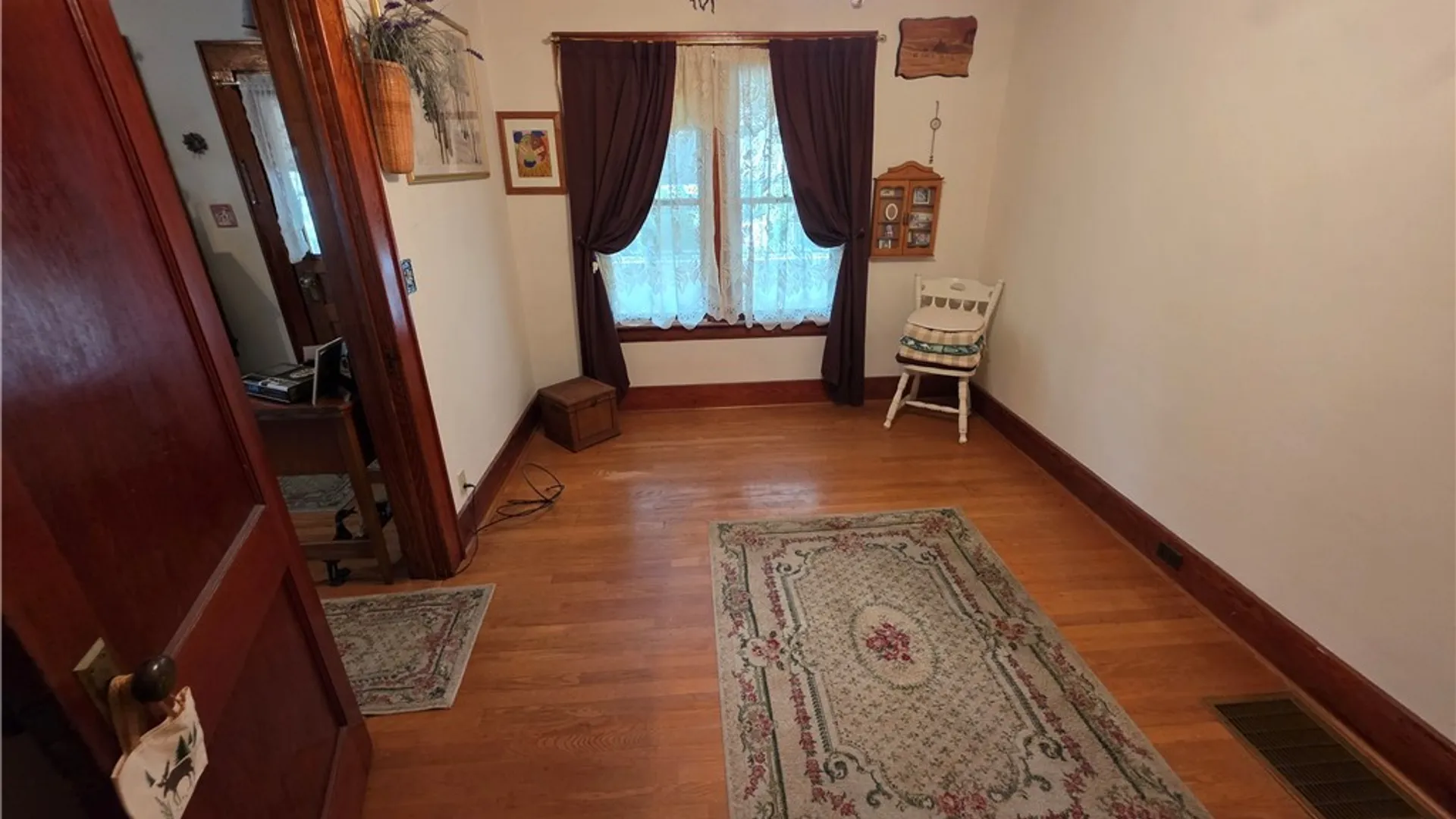 Property at 341 Cloveridge Drive, Syracuse, NY 13206 12