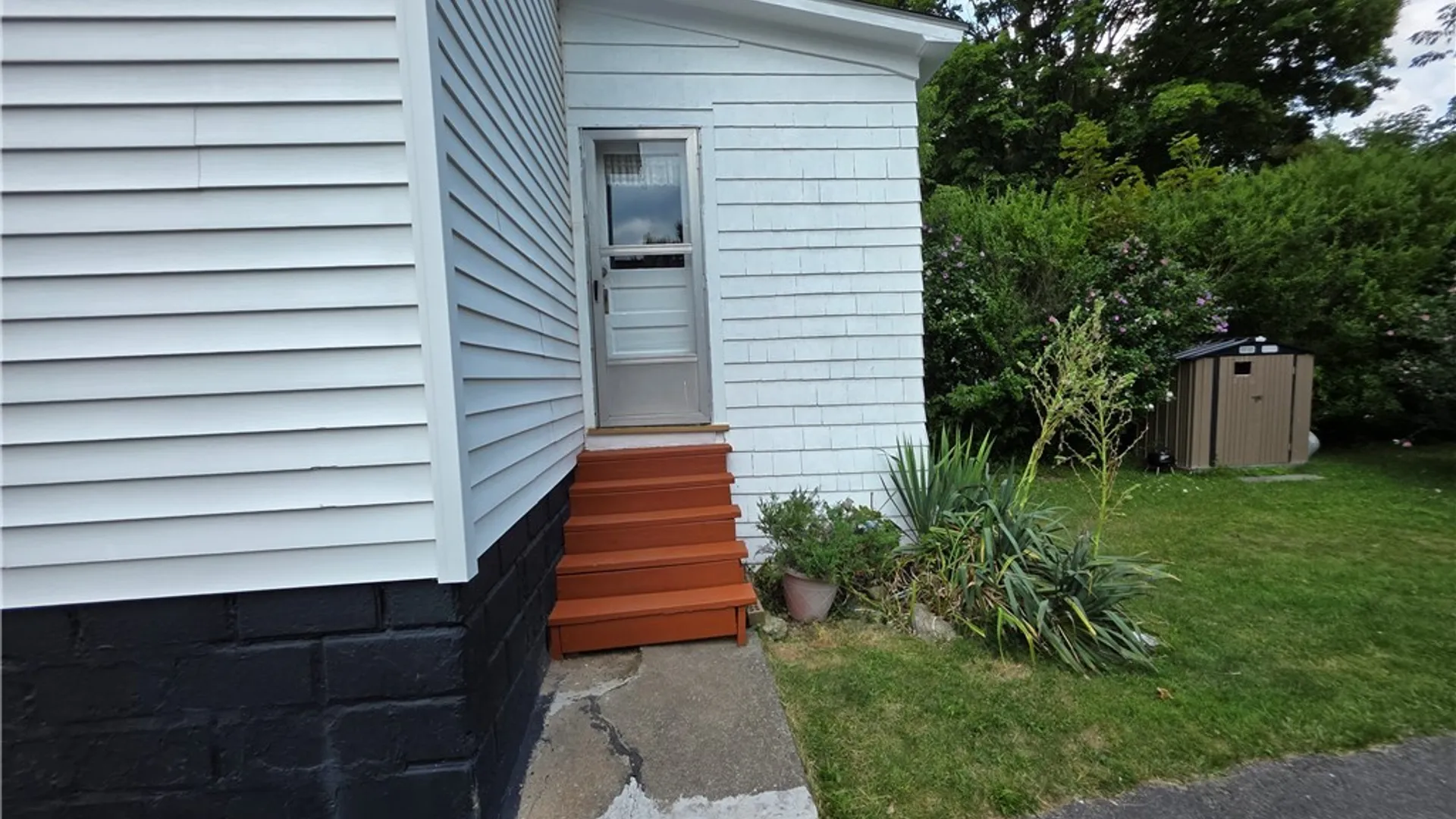 Property at 341 Cloveridge Drive, Syracuse, NY 13206 29
