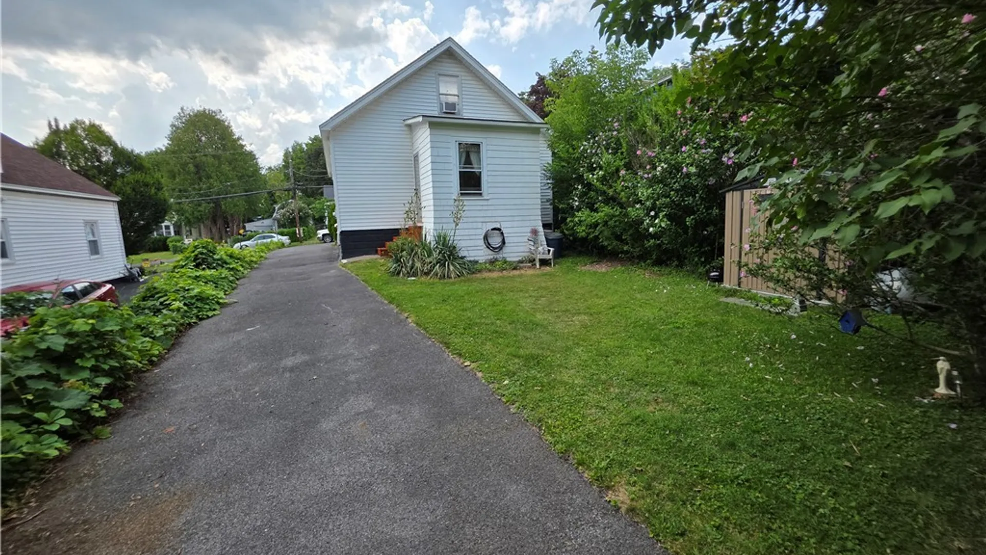 Property at 341 Cloveridge Drive, Syracuse, NY 13206 33