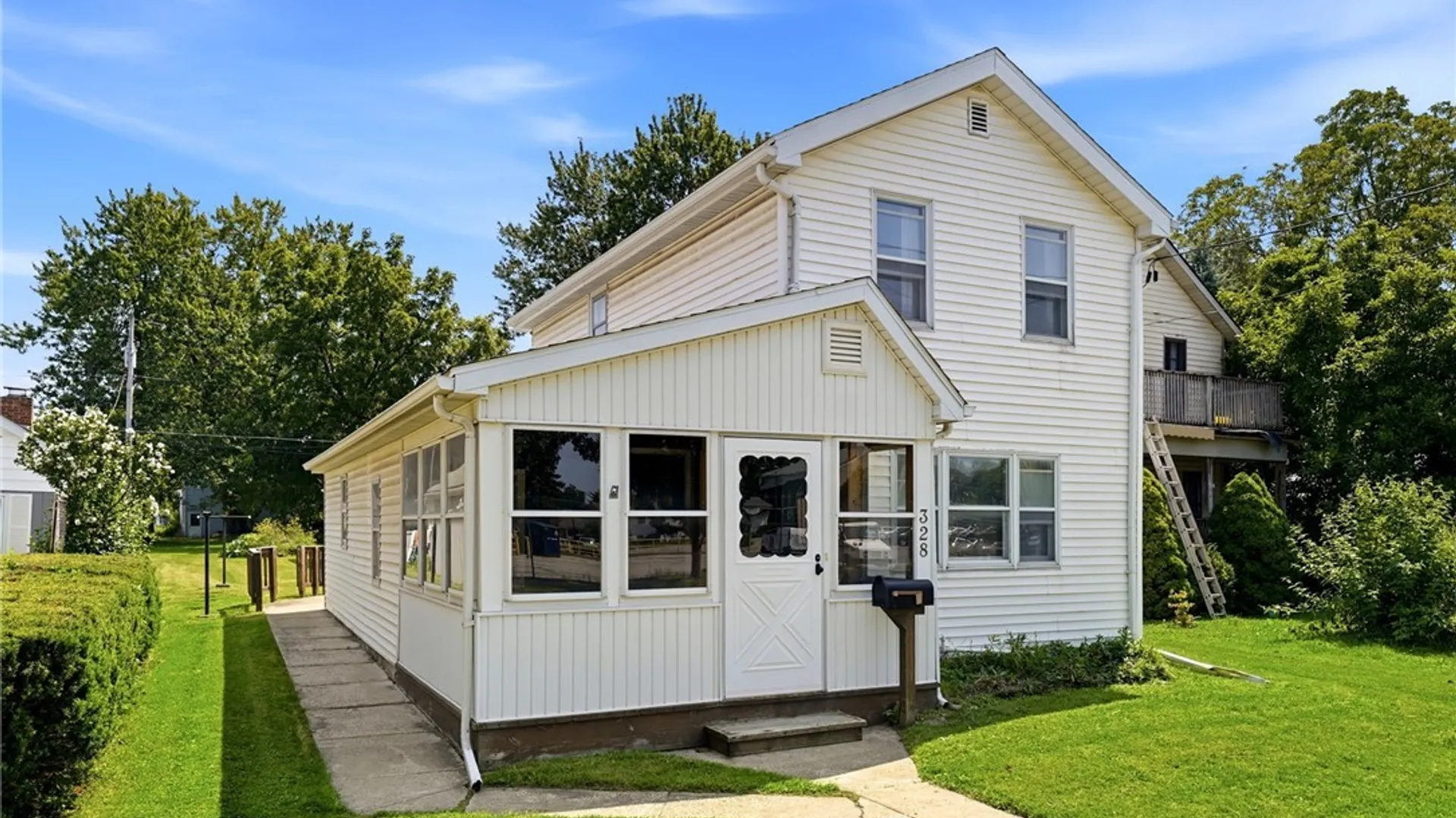 Property at 328 Walnut Street, Lockport City, NY 14094 3