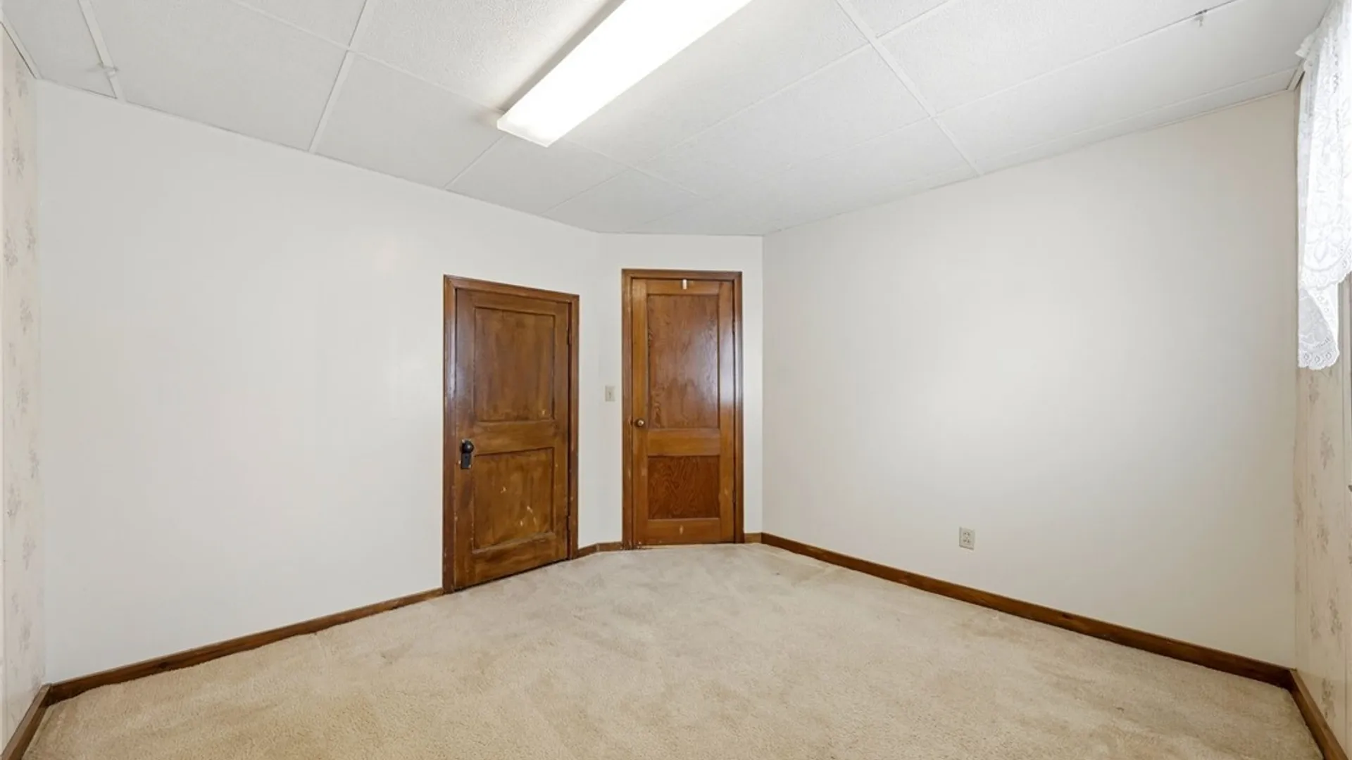Property at 328 Walnut Street, Lockport City, NY 14094 32