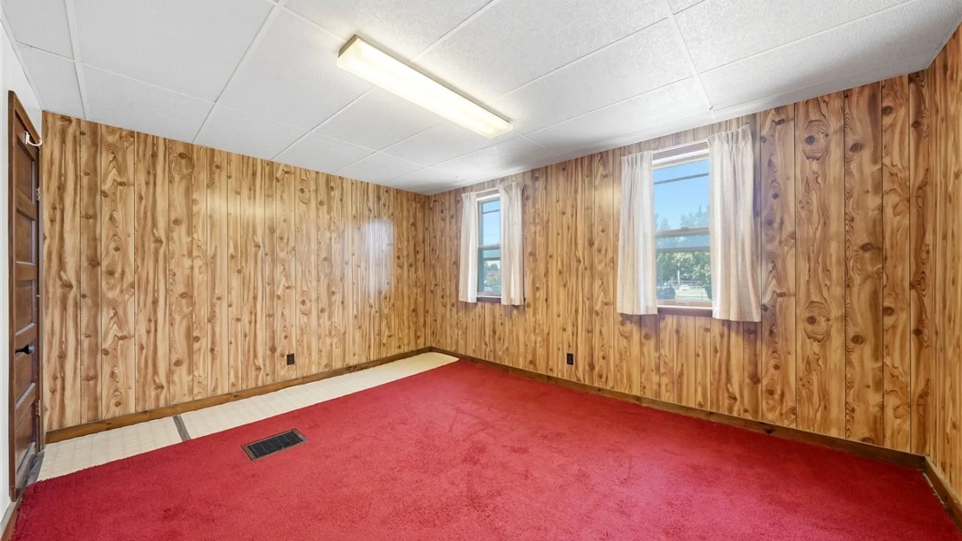 Property at 328 Walnut Street, Lockport City, NY 14094 31