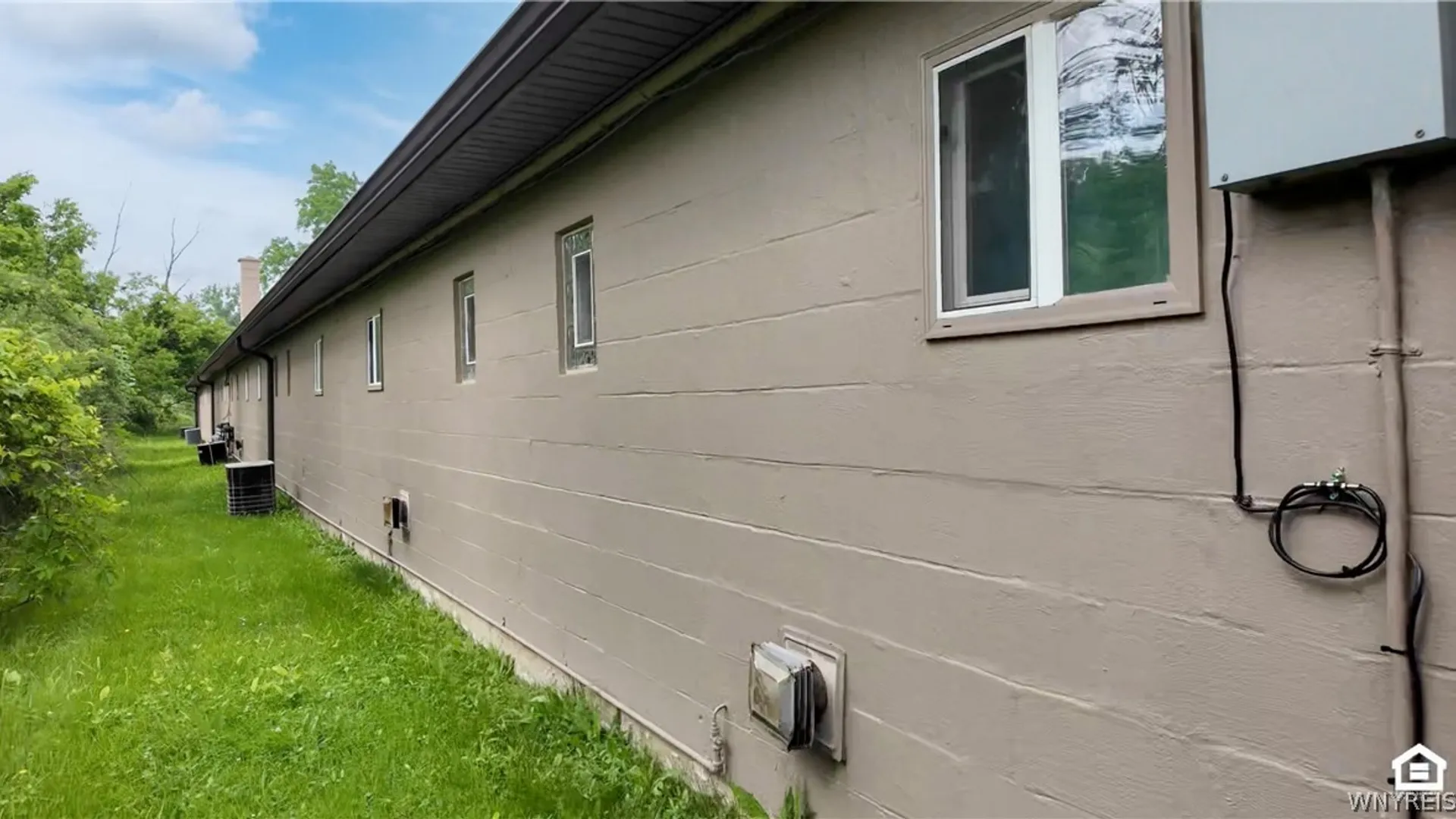 Property at 13904 Broadway, Alden, NY 14004 10