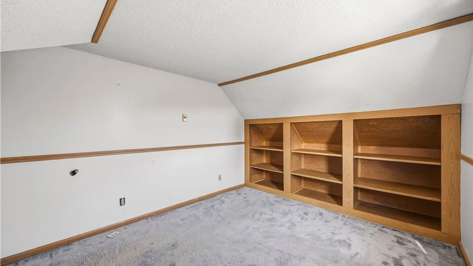 Property at 36 Godfrey Street, Buffalo, NY 14215 23