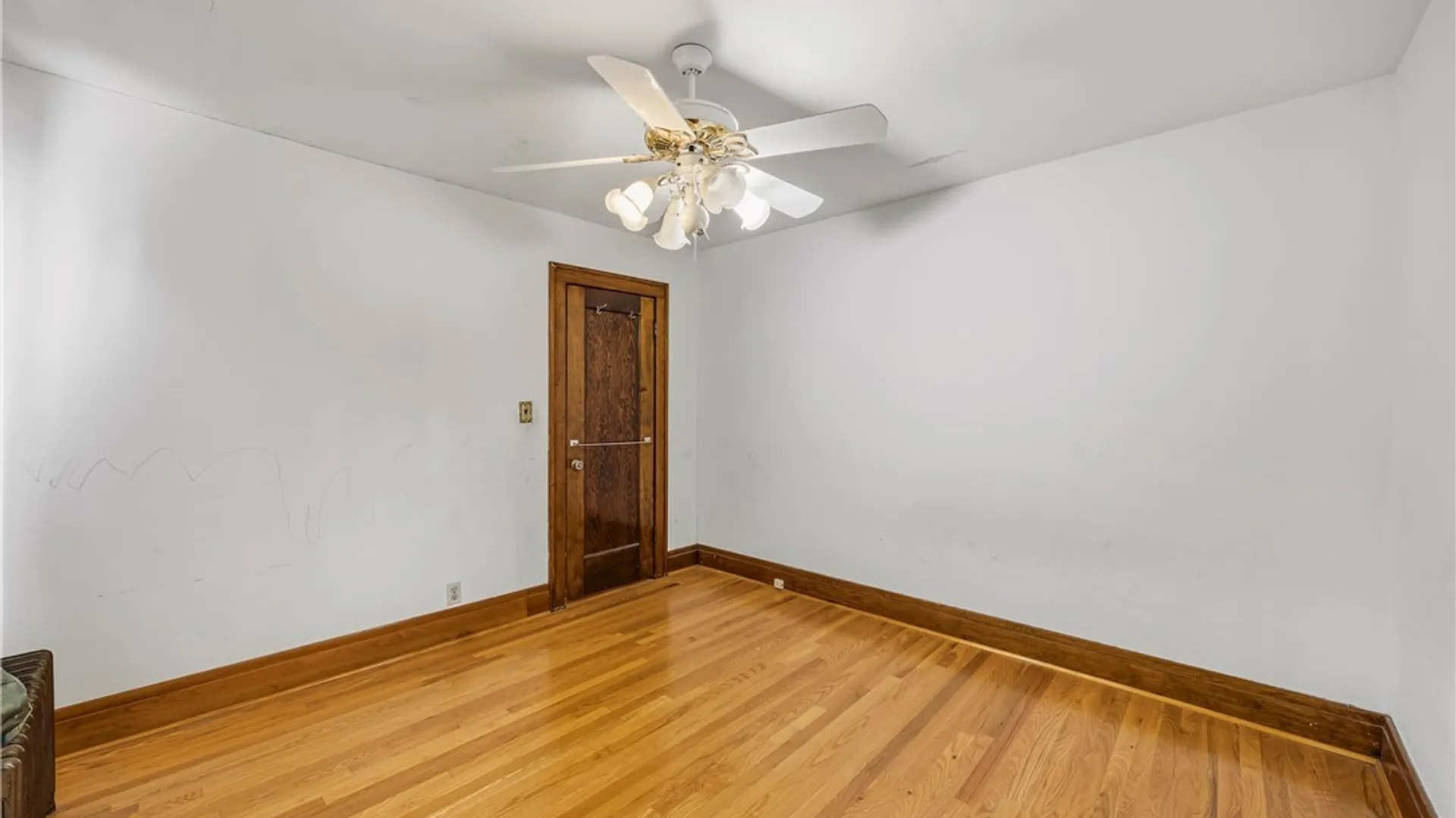Property at 36 Godfrey Street, Buffalo, NY 14215 16