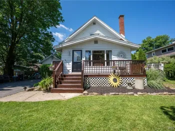 Property at 136 S Lincoln Avenue, Orchard Park, NY 14127