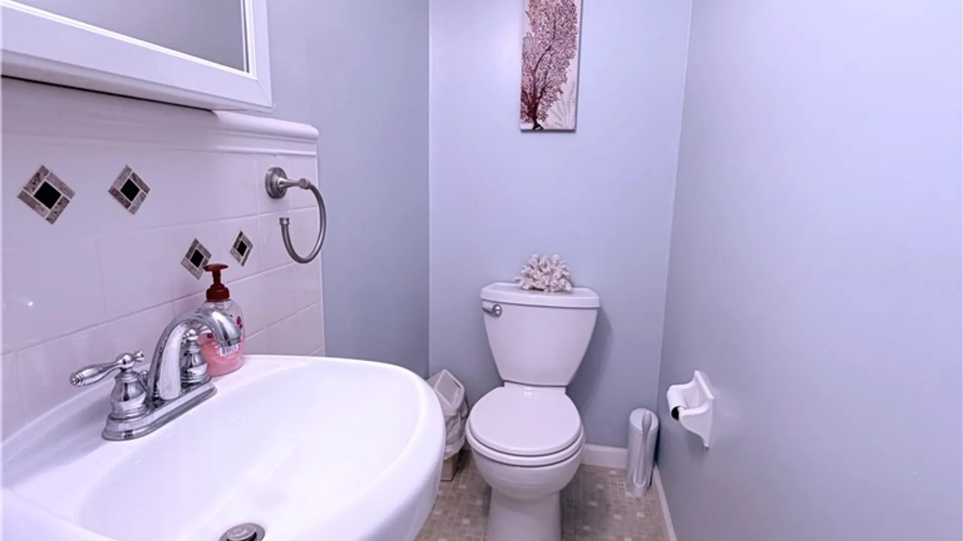 Property at 1078 E Mt Hope Avenue, Rochester, NY 14620 5