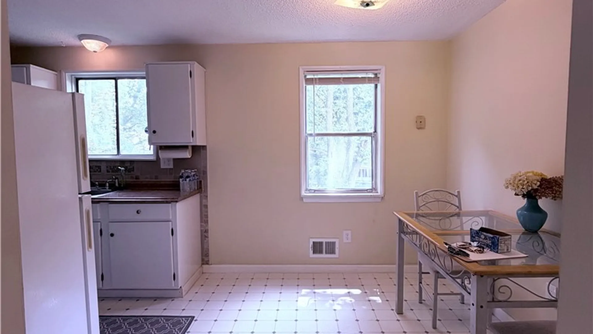 Property at 1078 E Mt Hope Avenue, Rochester, NY 14620 6