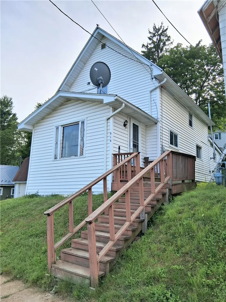 Property at 316-318 Congress Street, Bradford City, PA 16701