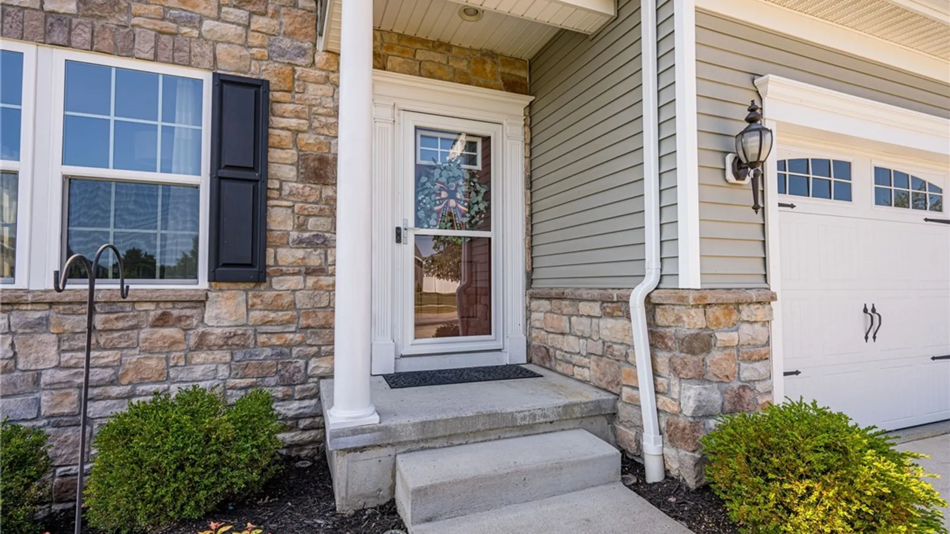 Property at 8 Adam Chris Drive, West Seneca, NY 14224 3