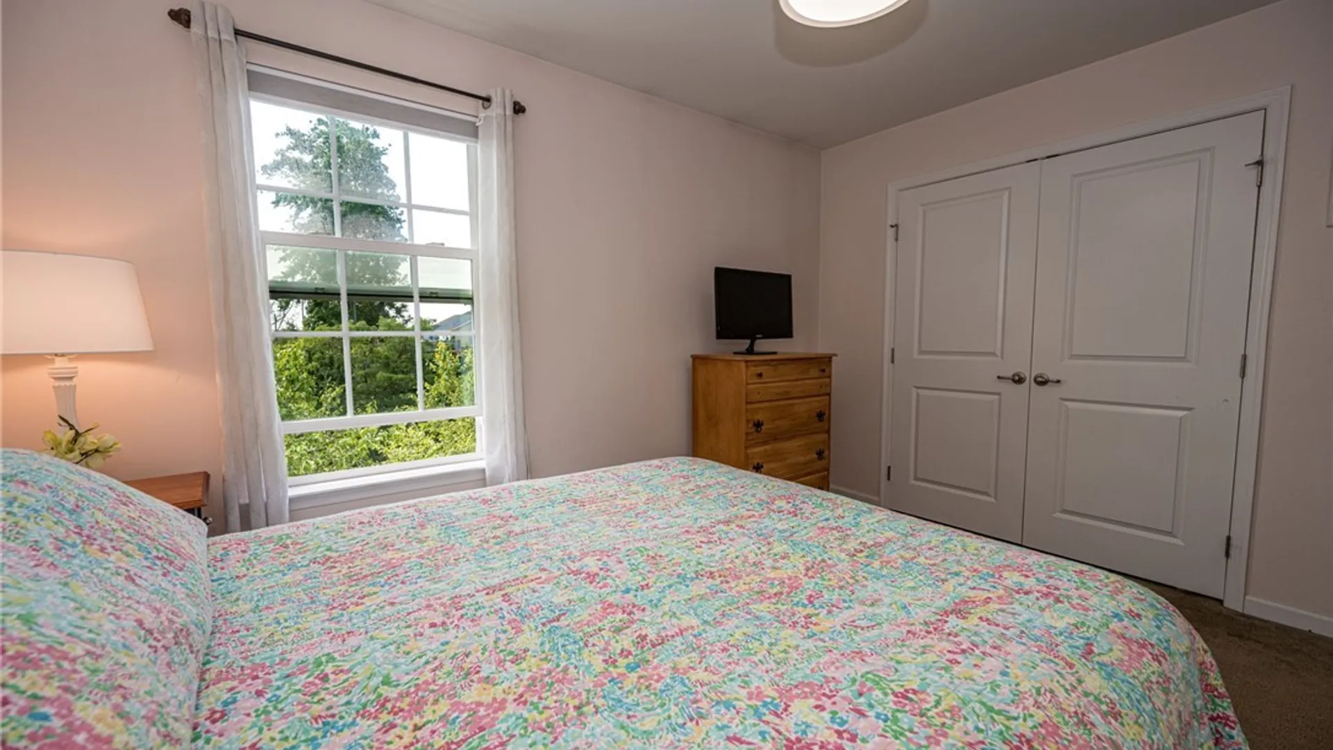 Property at 8 Adam Chris Drive, West Seneca, NY 14224 23