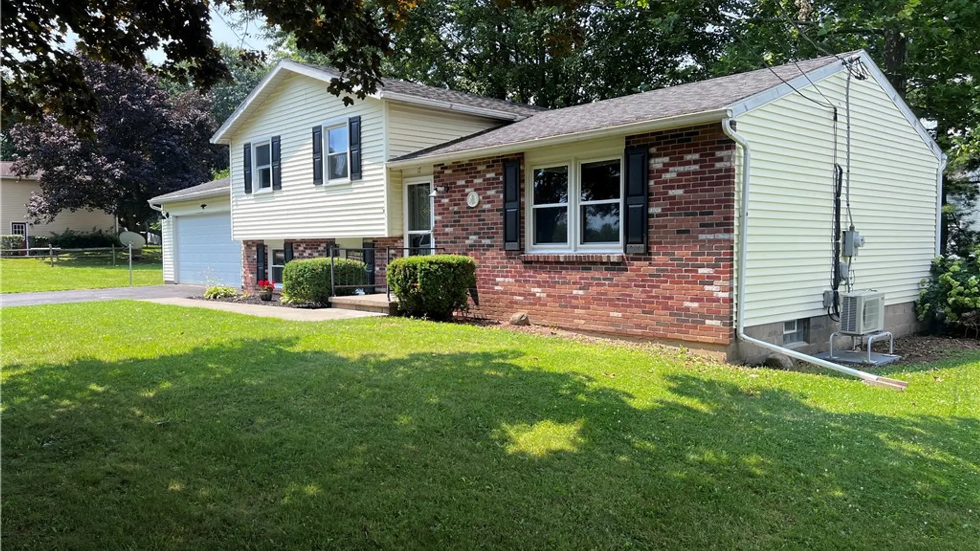 Property at 17 Shelly Road, Livonia, NY 14487 2