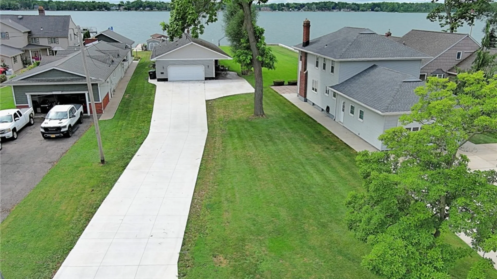 Property at 8641 Rivershore Drive, Niagara Falls, NY 14304 2