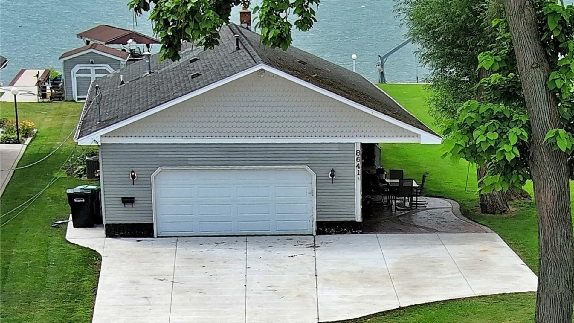 Property at 8641 Rivershore Drive, Niagara Falls, NY 14304 3