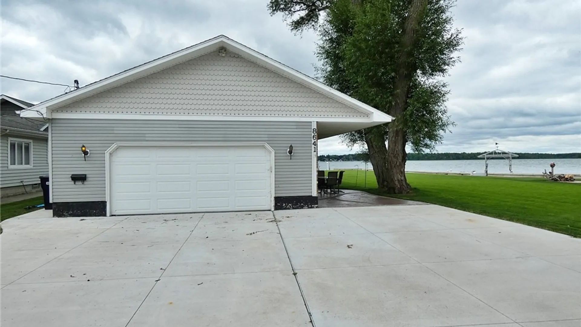 Property at 8641 Rivershore Drive, Niagara Falls, NY 14304 27