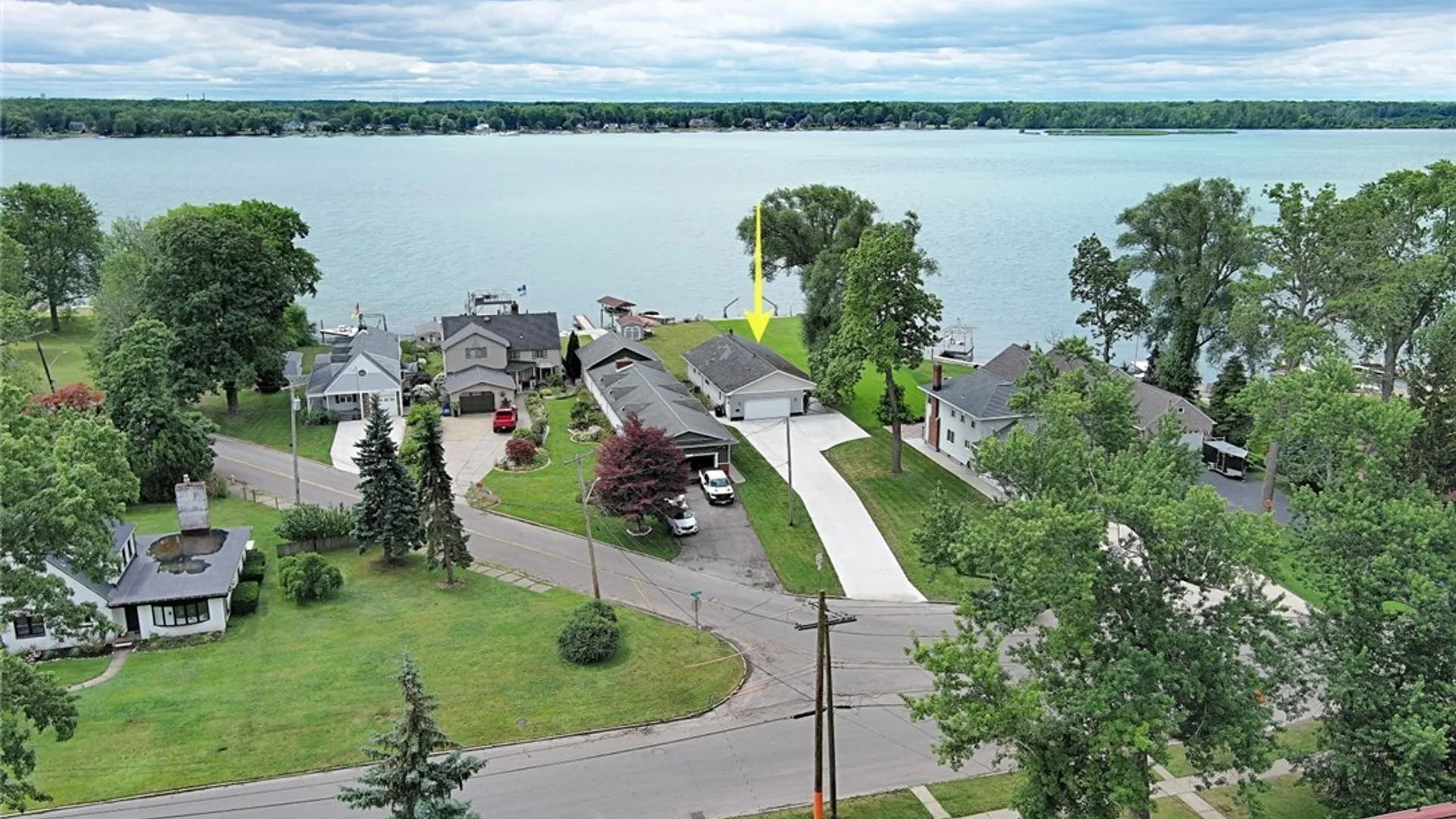 Property at 8641 Rivershore Drive, Niagara Falls, NY 14304 38