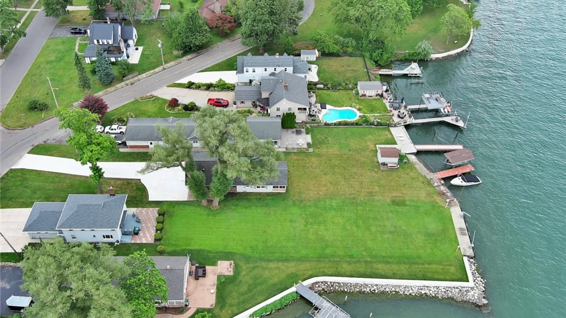 Property at 8641 Rivershore Drive, Niagara Falls, NY 14304 40