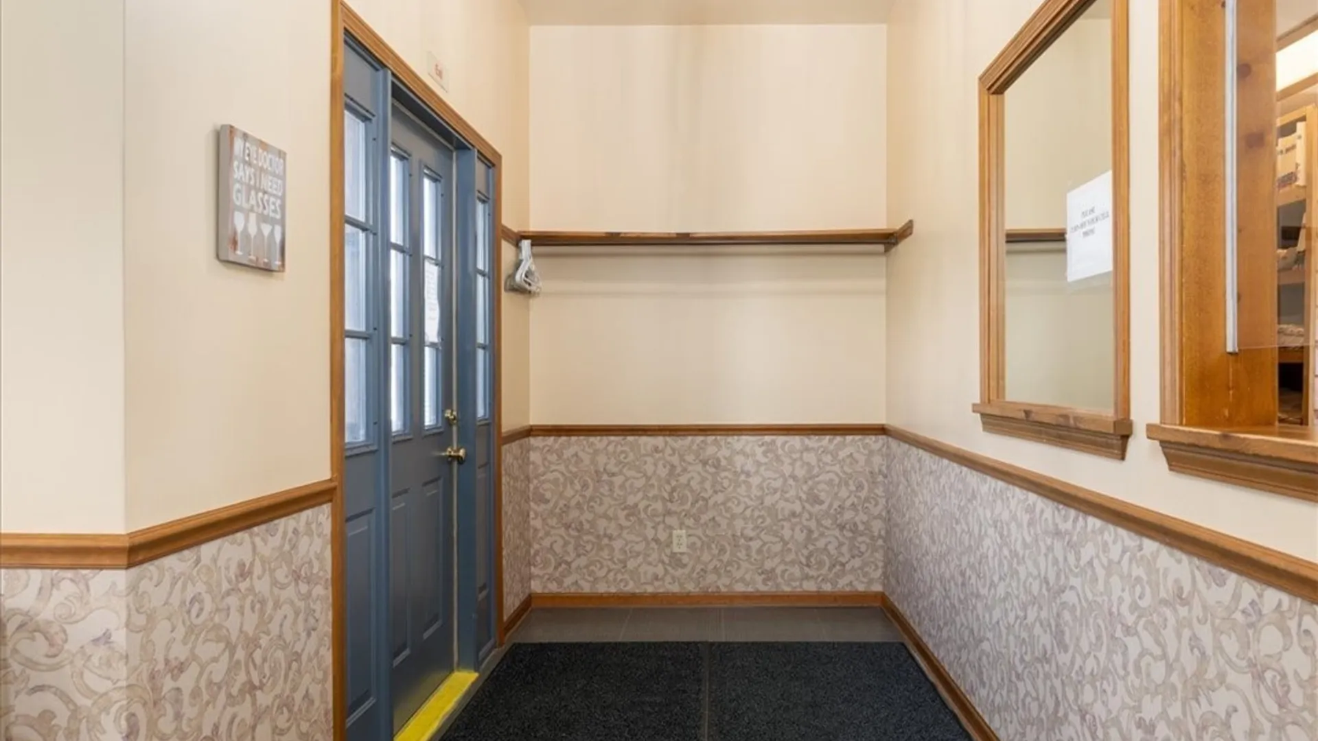 Property at 3723 Seneca Street, West Seneca, NY 14224 5