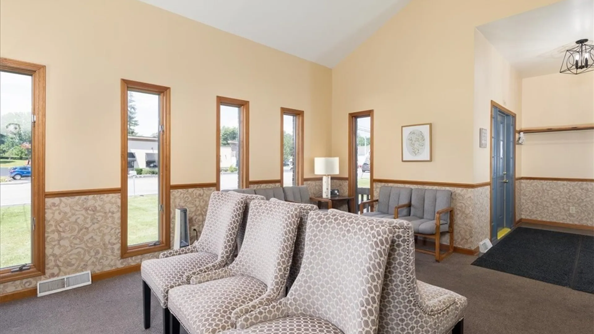 Property at 3723 Seneca Street, West Seneca, NY 14224 7