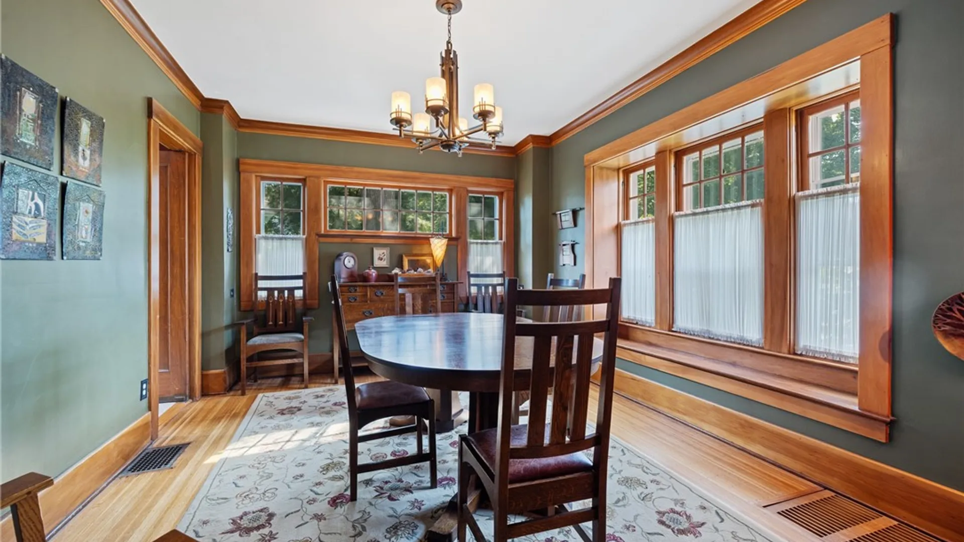Property at 156 Windemere Rd Road, Rochester, NY 14610 8