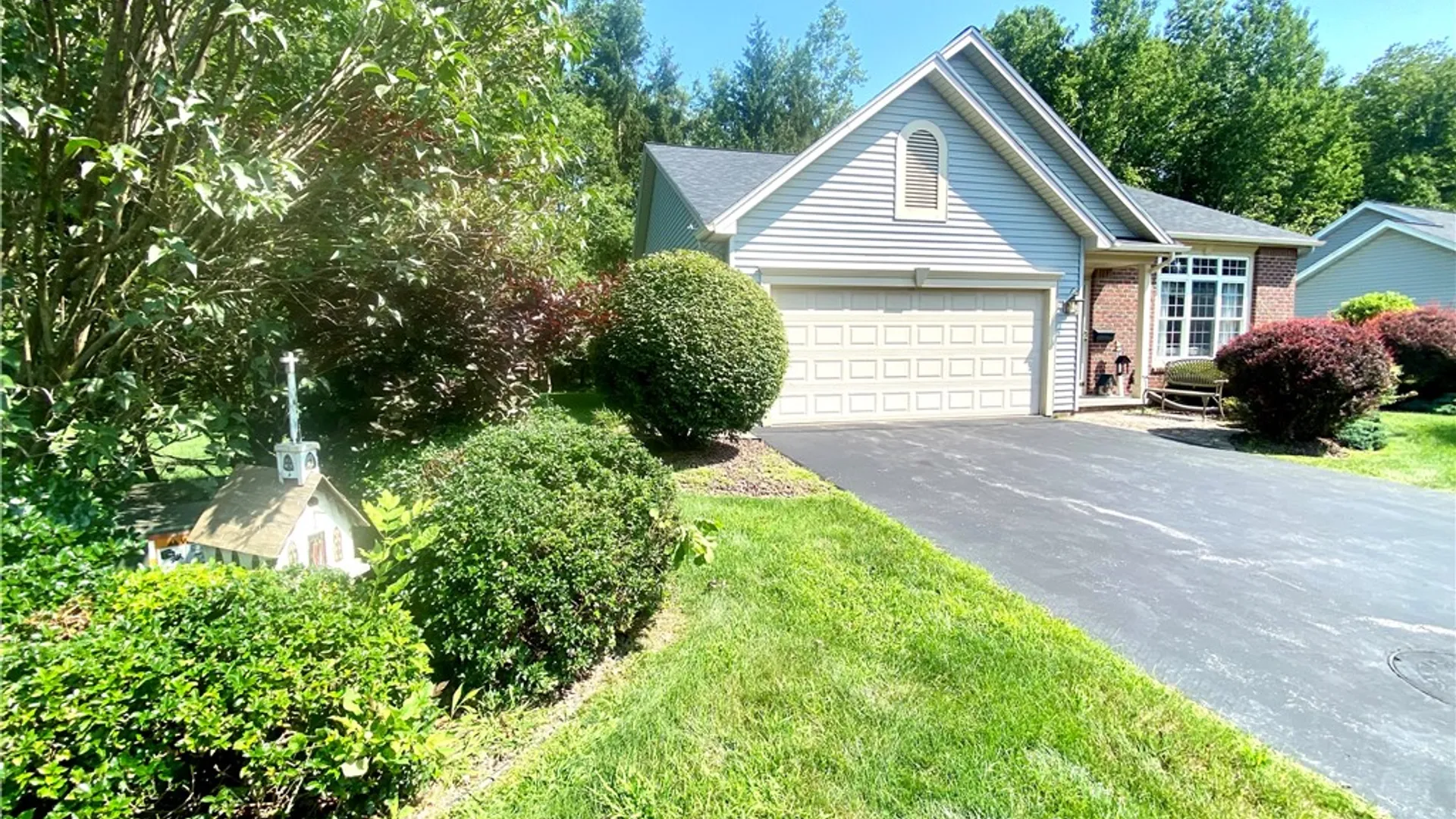 Property at 96 Parliament Circle, Greece, NY 14616 4