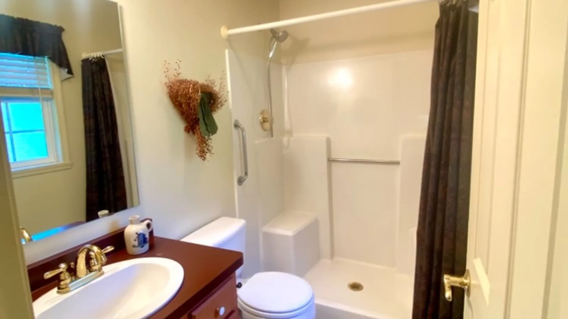 Property at 96 Parliament Circle, Greece, NY 14616 21