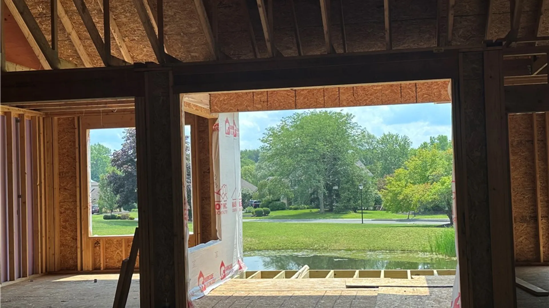 Property at 5 Eagle Hollow, Perinton, NY 14526 4