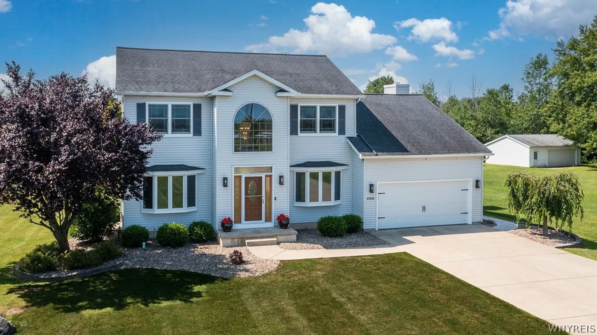 Property at 2540 Whitehaven Road, Grand Island, NY 14072 6