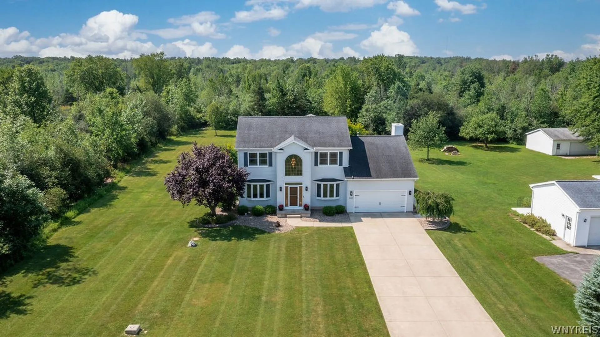 Property at 2540 Whitehaven Road, Grand Island, NY 14072 3