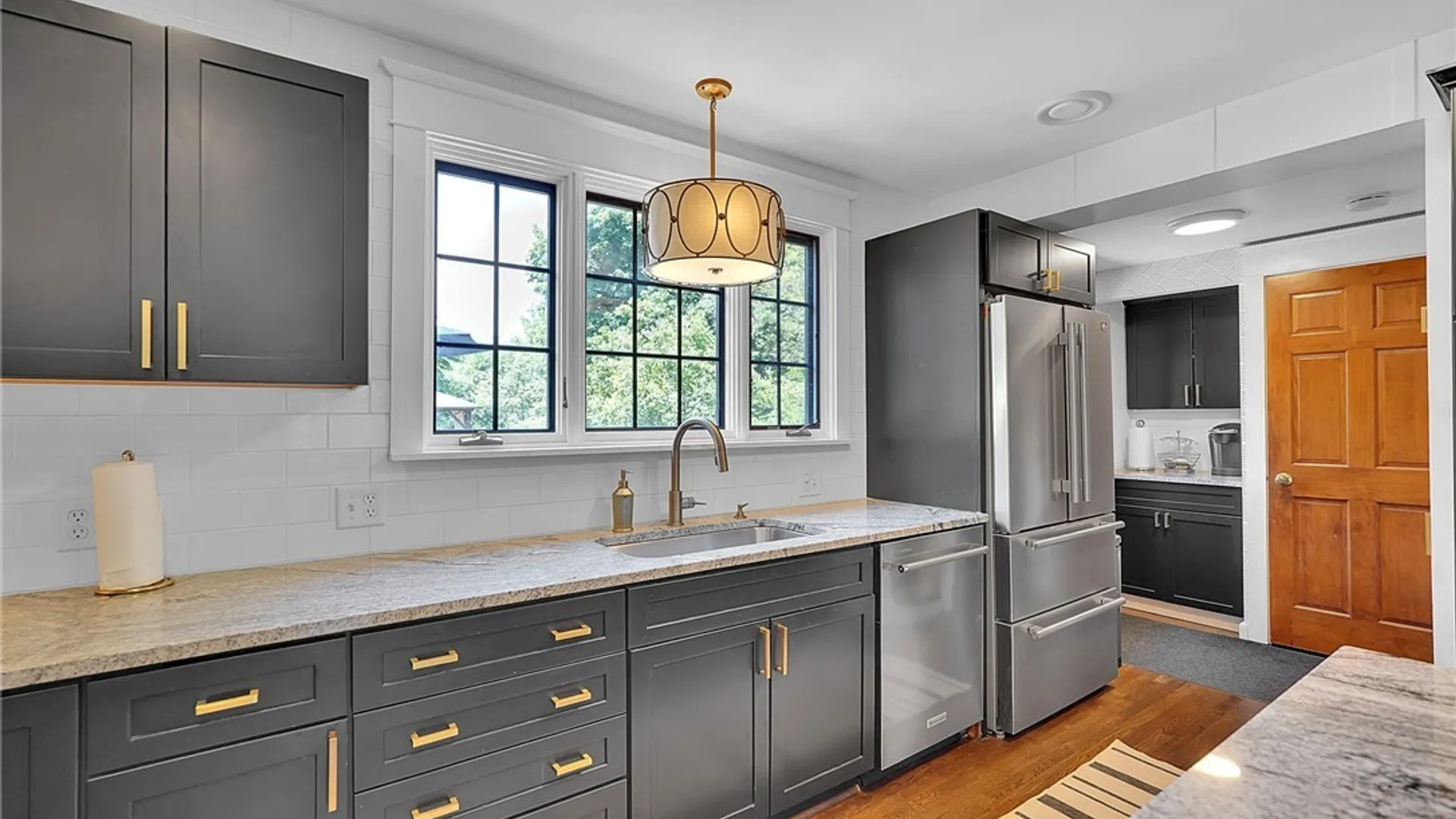 Property at 34 Audley End, Amherst, NY 14226 16