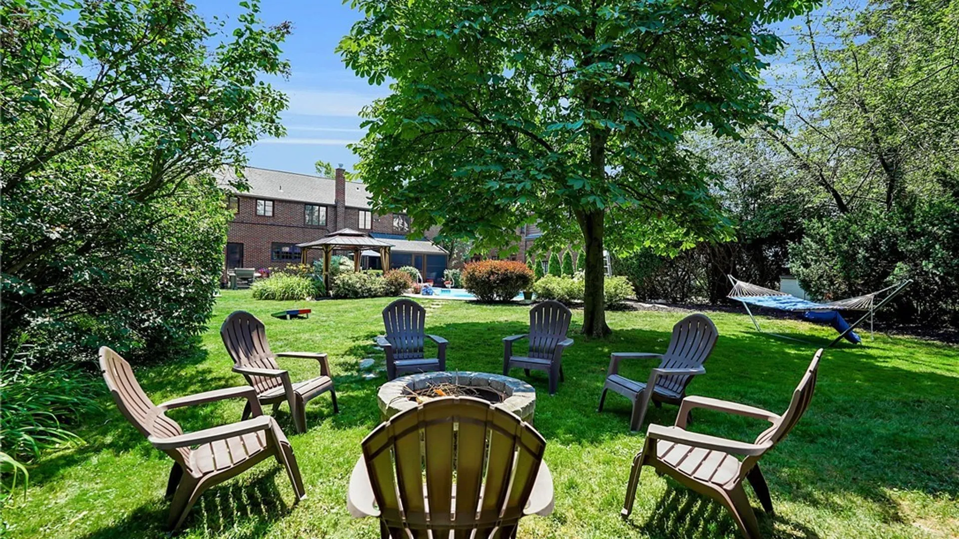 Property at 34 Audley End, Amherst, NY 14226 44
