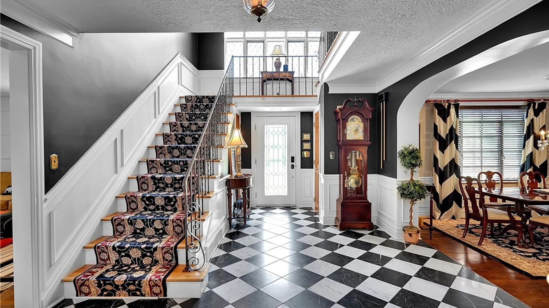 Property at 34 Audley End, Amherst, NY 14226 4