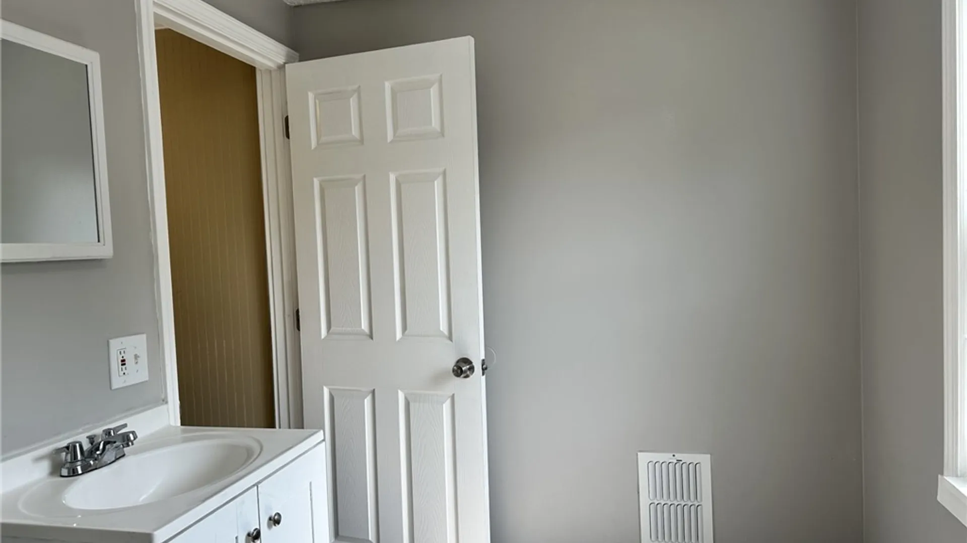 Property at 11 Santee Street, Rochester, NY 14606 12