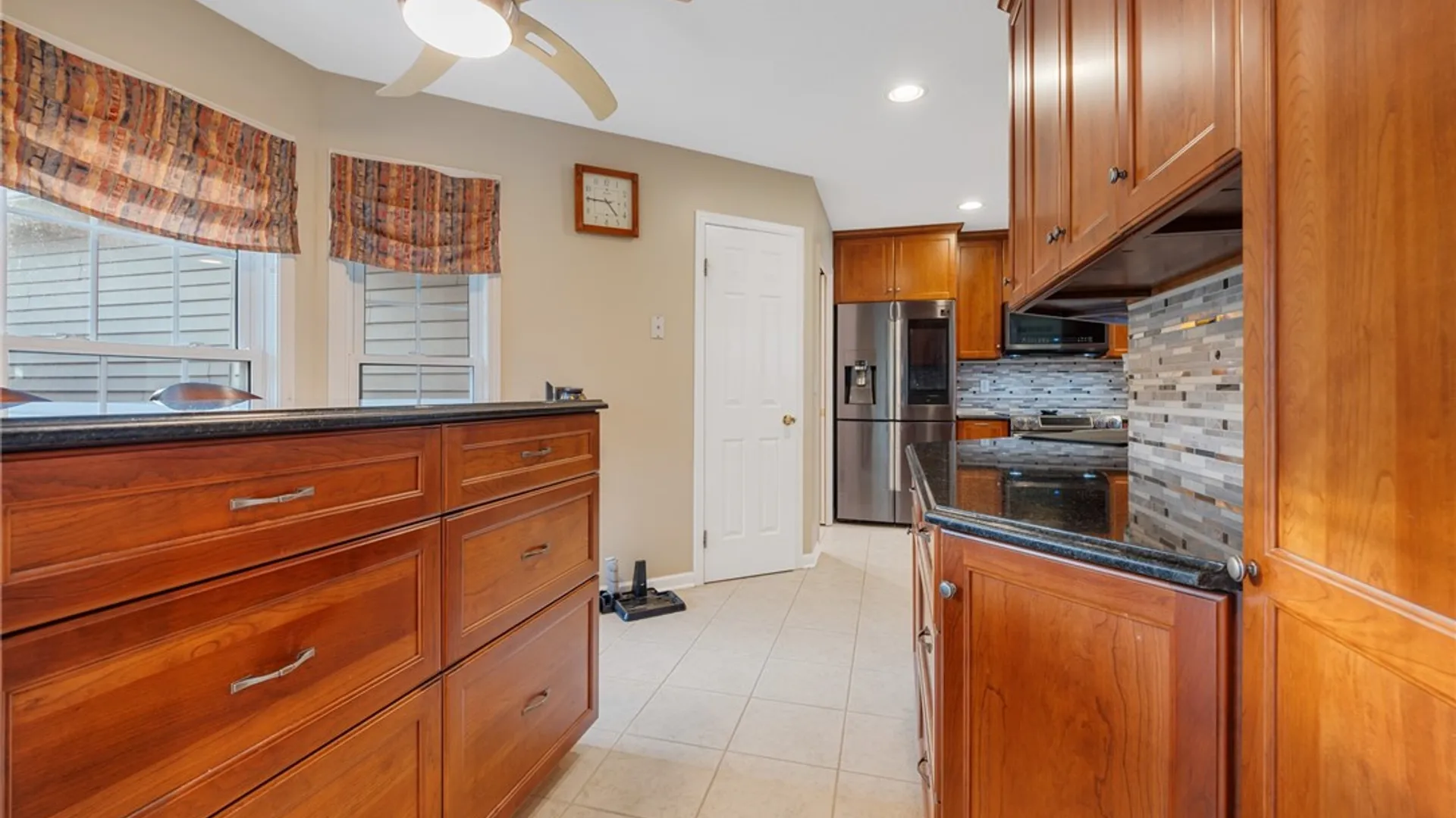 Property at 81 Venetia View Circle, Greece, NY 14626 14
