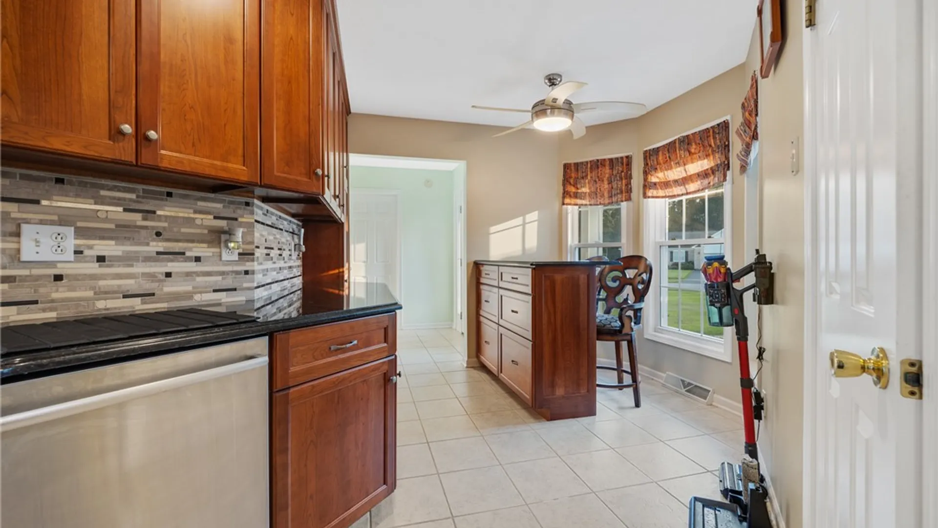 Property at 81 Venetia View Circle, Greece, NY 14626 15