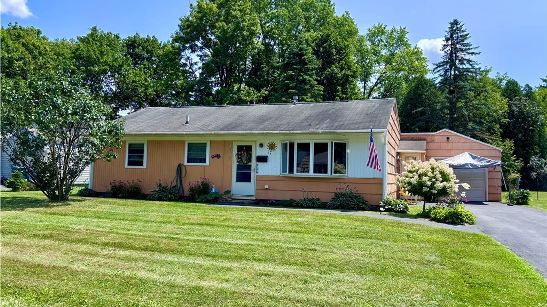 Property at 34 Tamarack Drive, New Hartford, NY 13413 2