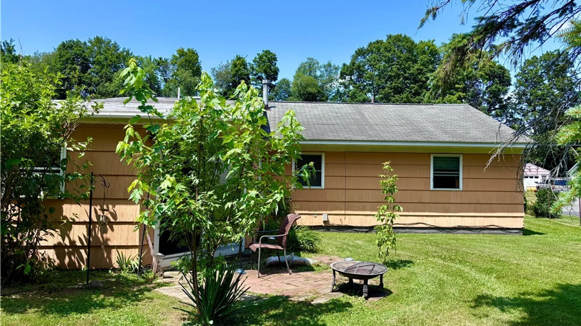 Property at 34 Tamarack Drive, New Hartford, NY 13413 23