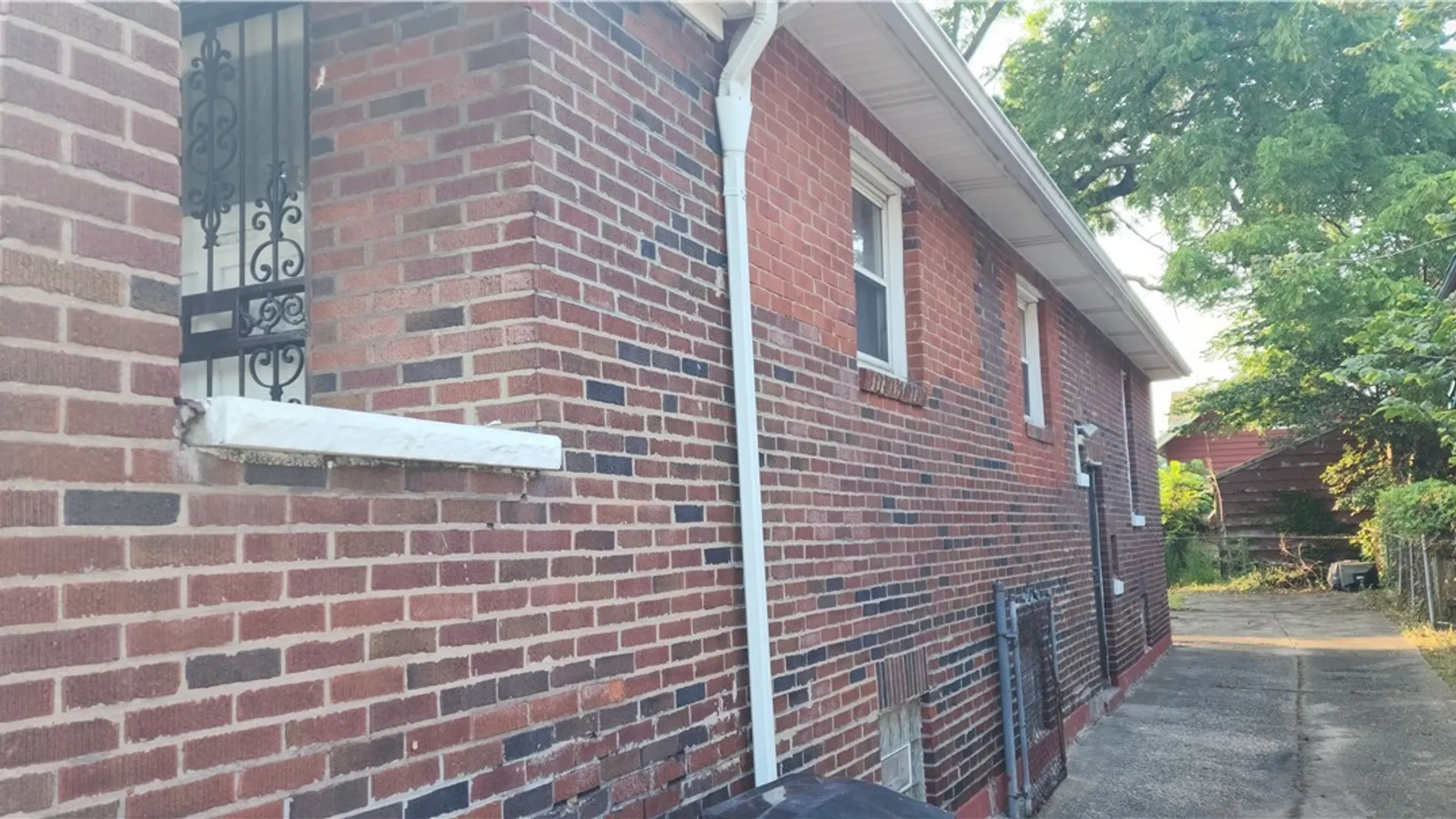 Property at 22 Fernhill Avenue, Buffalo, NY 14215 3