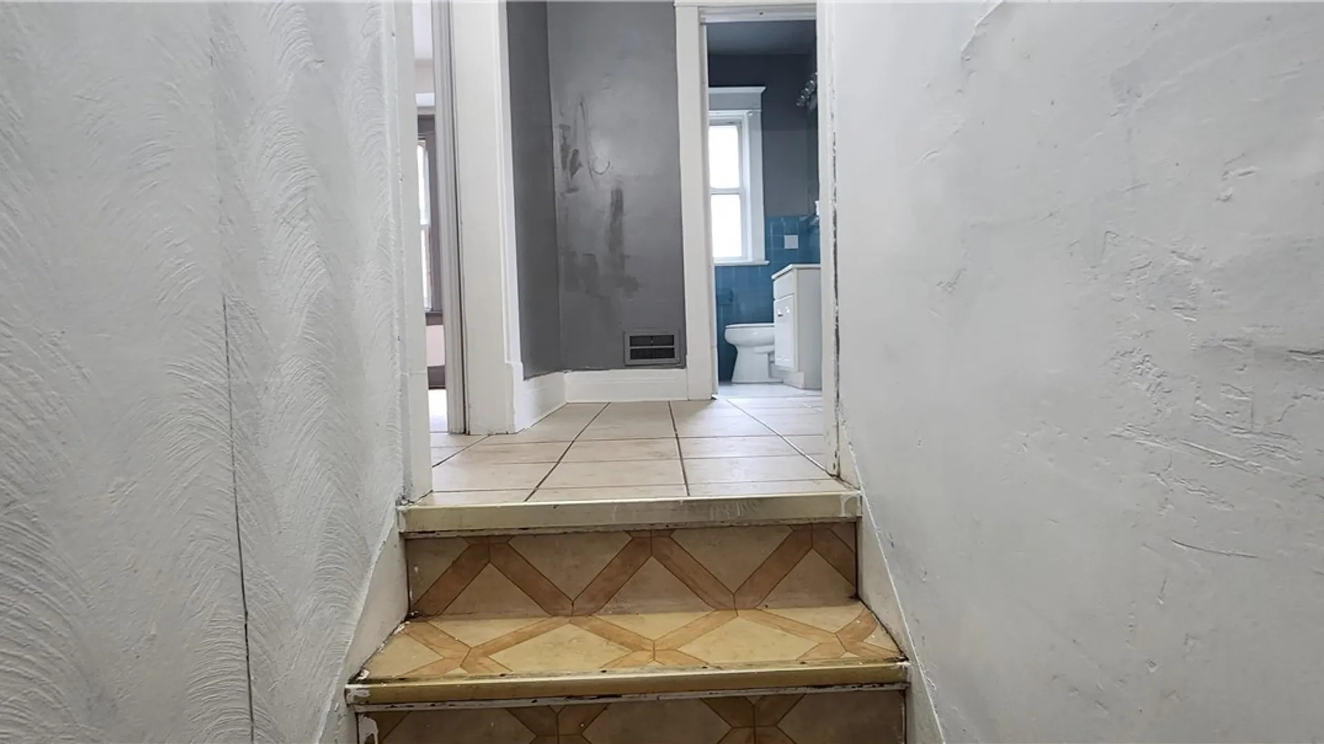 Property at 22 Fernhill Avenue, Buffalo, NY 14215 19