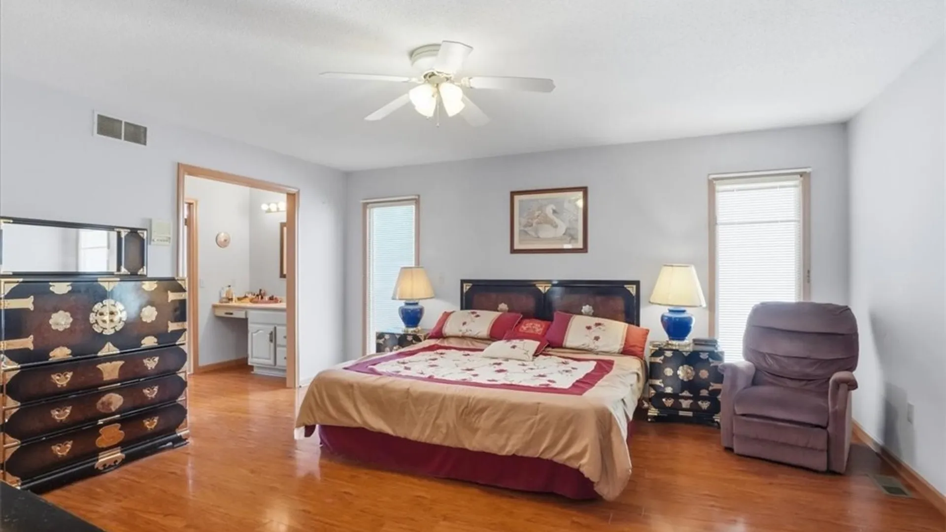 Property at 33 Insbrook Court, Amherst, NY 14051 23