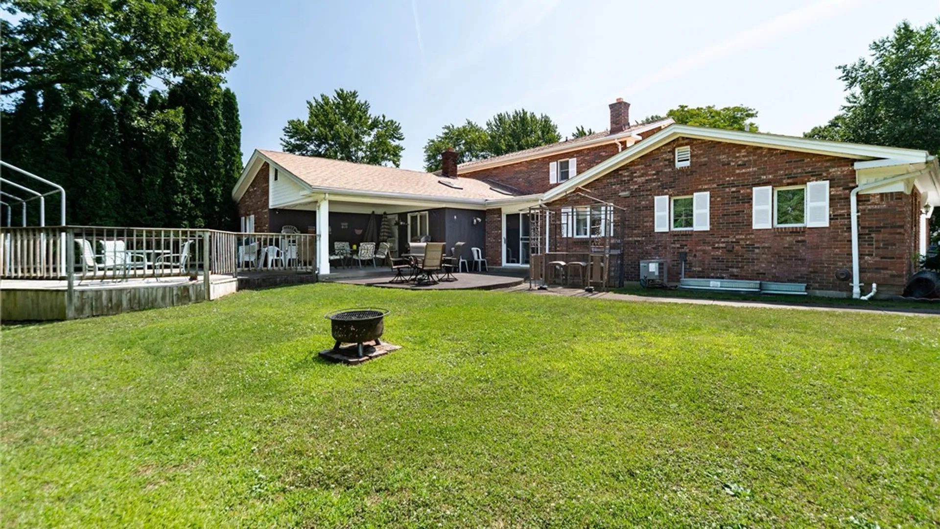 Property at 201 Naramore Drive, Batavia City, NY 14020 34