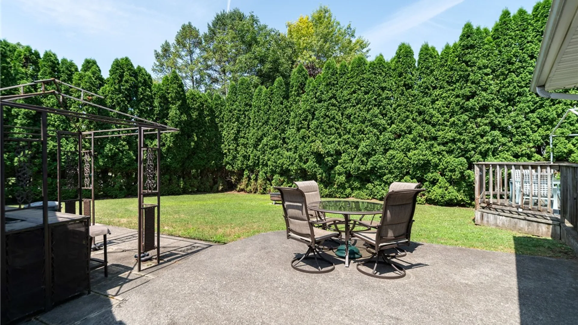 Property at 201 Naramore Drive, Batavia City, NY 14020 35